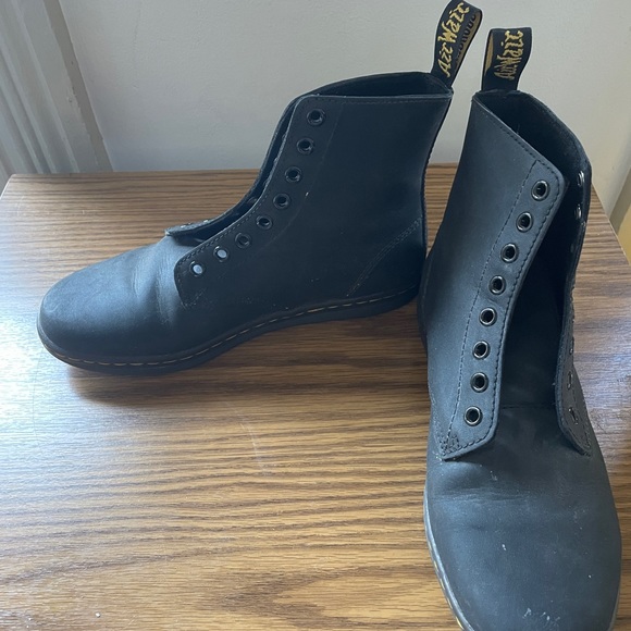 Dr Martens Unisex Tobias Black Leather - Picture 3 of 4